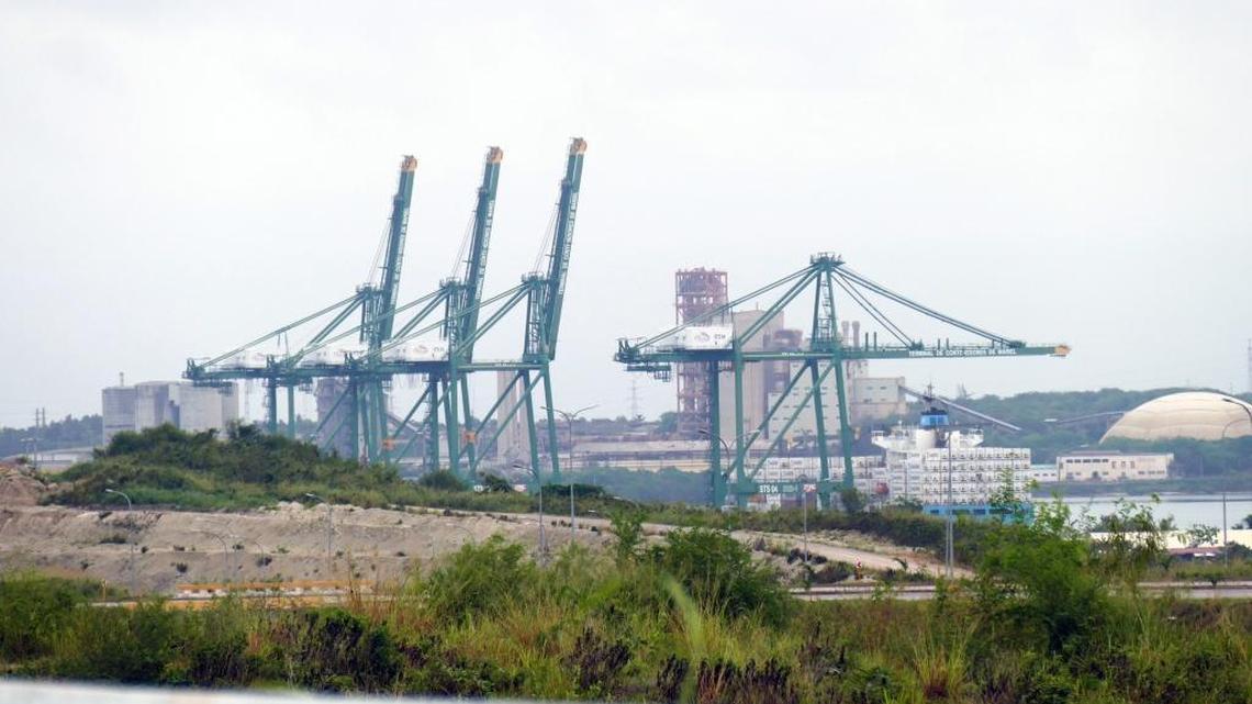 Large cranes can be seen at the Port of Mariel inside the Mariel Special Economic Development Zone. Cuba is pursuing foreign investments for the zone, but so far the process has been slow. Contradictory economic policies have hampered Cuba’s ability to reach its economic goals.