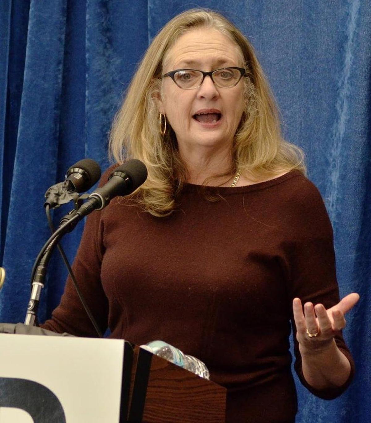 Barbara Petersen, president of the First Amendment Foundation, a Tallahassee-based group that promotes open government, said the removal of online nursing home records makes it difficult for consumers to make informed choices.