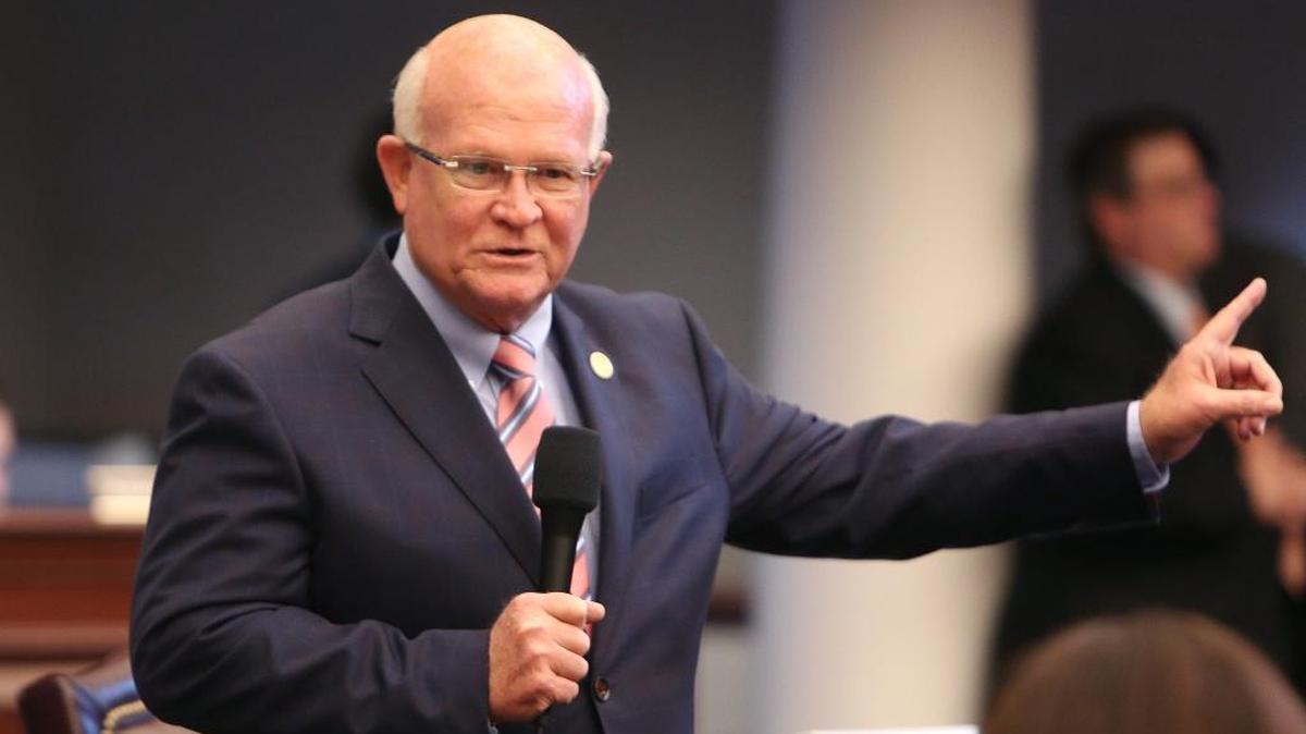 Sen. Dennis Baxley, R-Ocala, responded to students’ pressure and removed a misguided provision from his Bright Futures legislation.