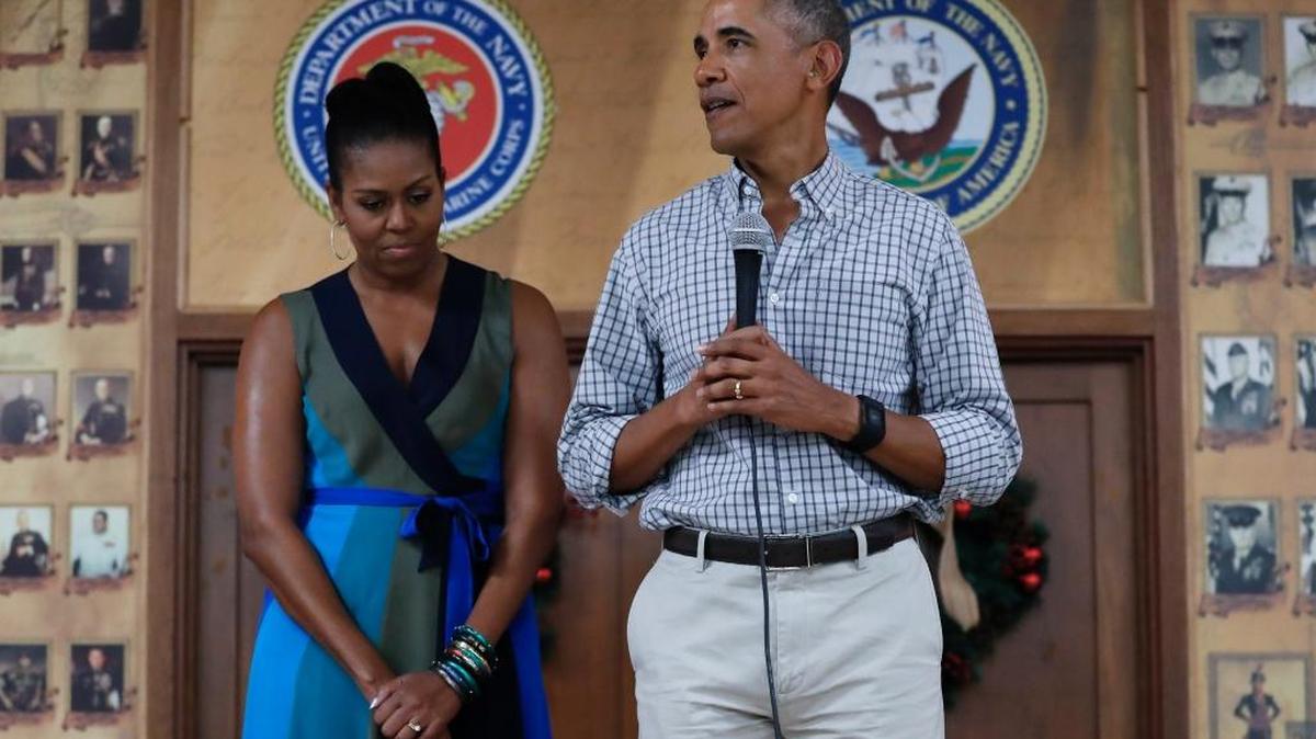 President Barack Obama, joined by first lady Michelle Obama in thanking service members and their families at Marine Corps Base Hawaii on Sunday, says he would have beaten Republican presidential nominee Donald Trump “if I had run again.”