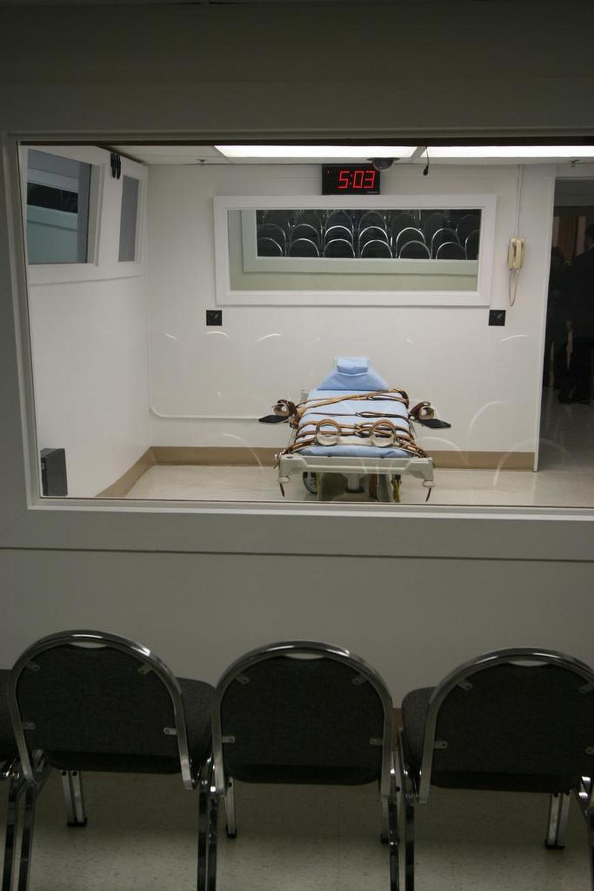 This is a view of the execution chamber at Florida State Prison in Raiford.