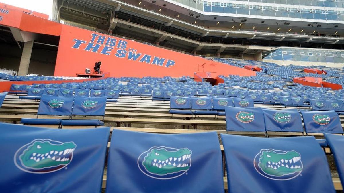 Due to the impending threat of Hurricane Matthew, the Southeastern Conference announced Thursday afternoon that No. 18 Florida’s game against LSU that was scheduled for Saturday has been postponed. The conference said in a release it is working to reschedule the game for later this season but there is no guarantee.
