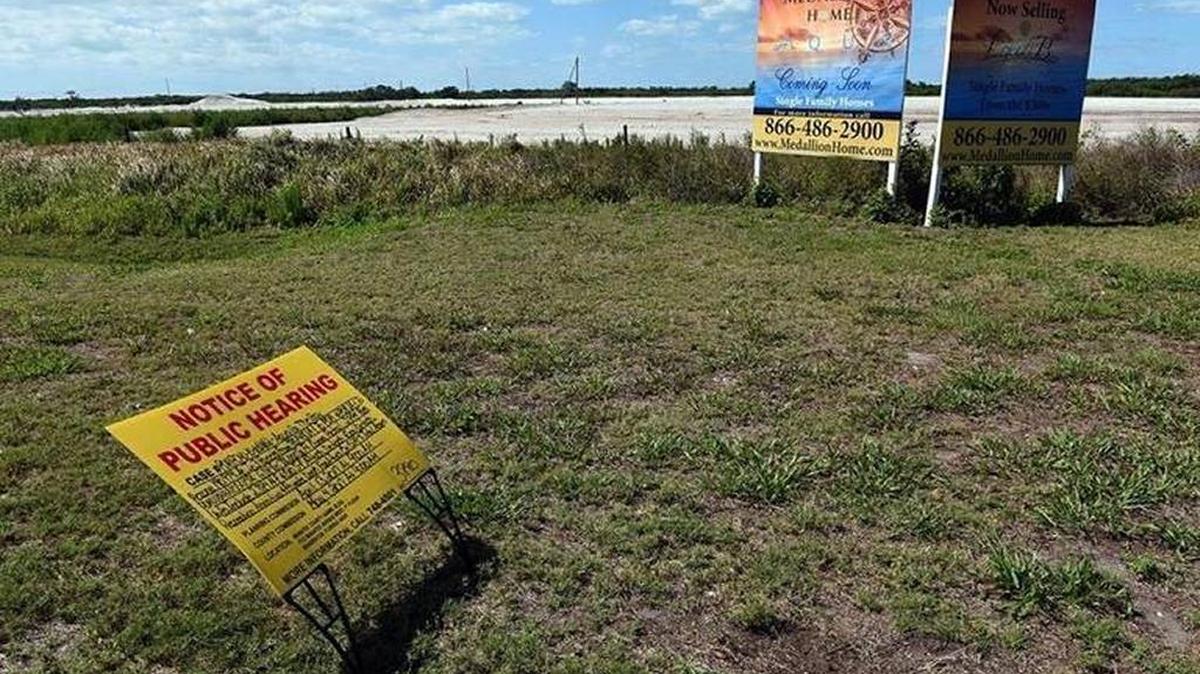 Site of proposed Aqua by the Bay