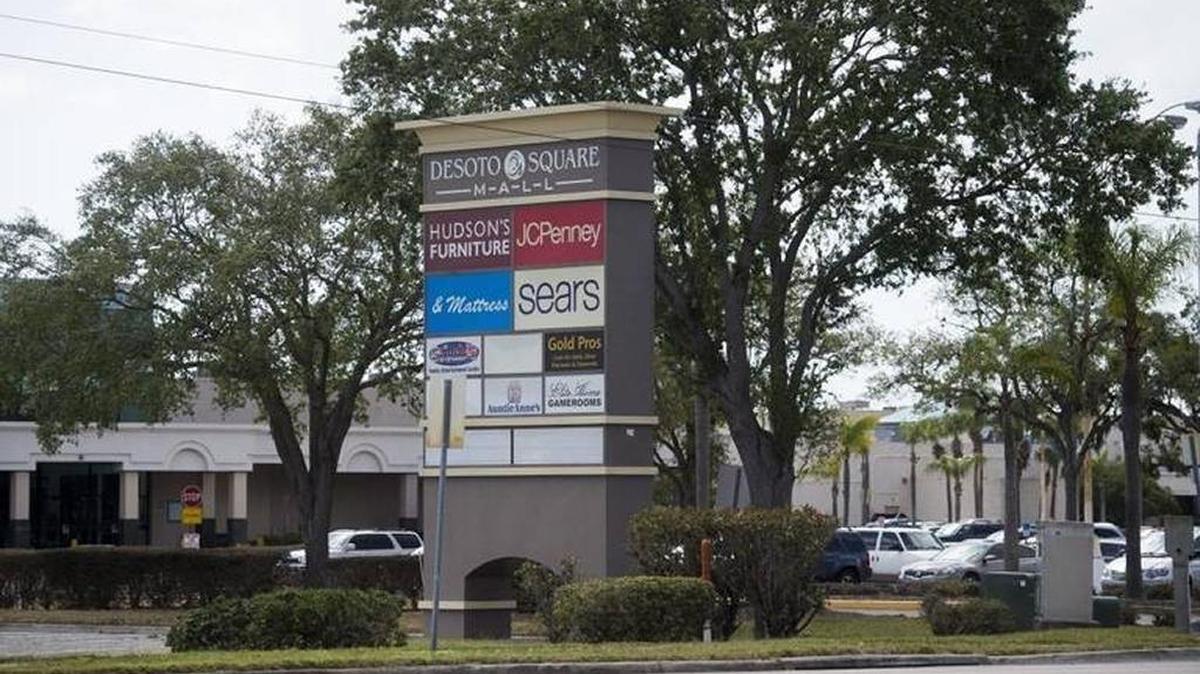 DeSoto Square mall