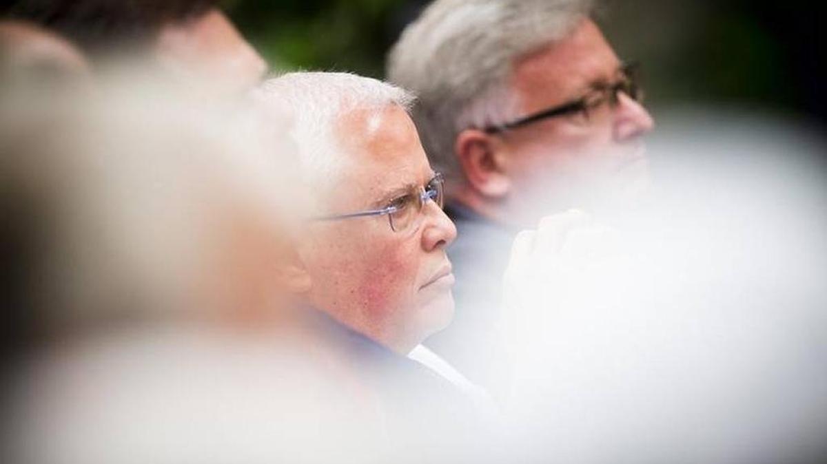 FILE: Carlos Beruff and Ed Vogler are seen in the crowd as the Manatee County Commission met May 4 to consider a permit for Aqua by the Bay, Beruff's development.