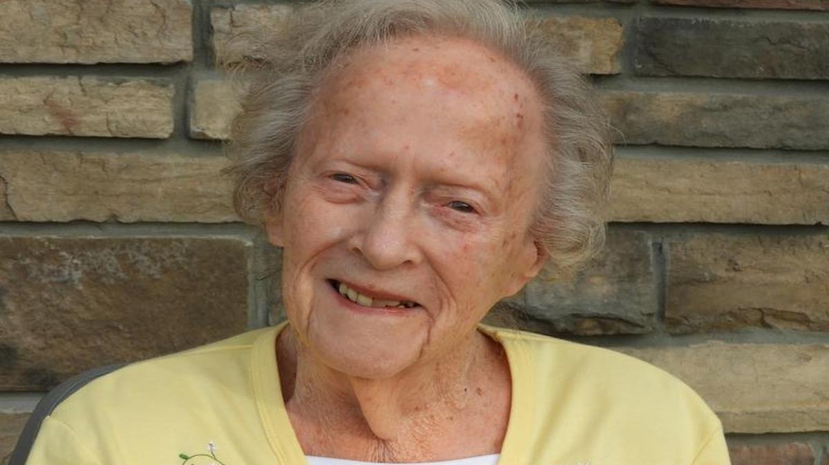 Vlasta “Val” Janik