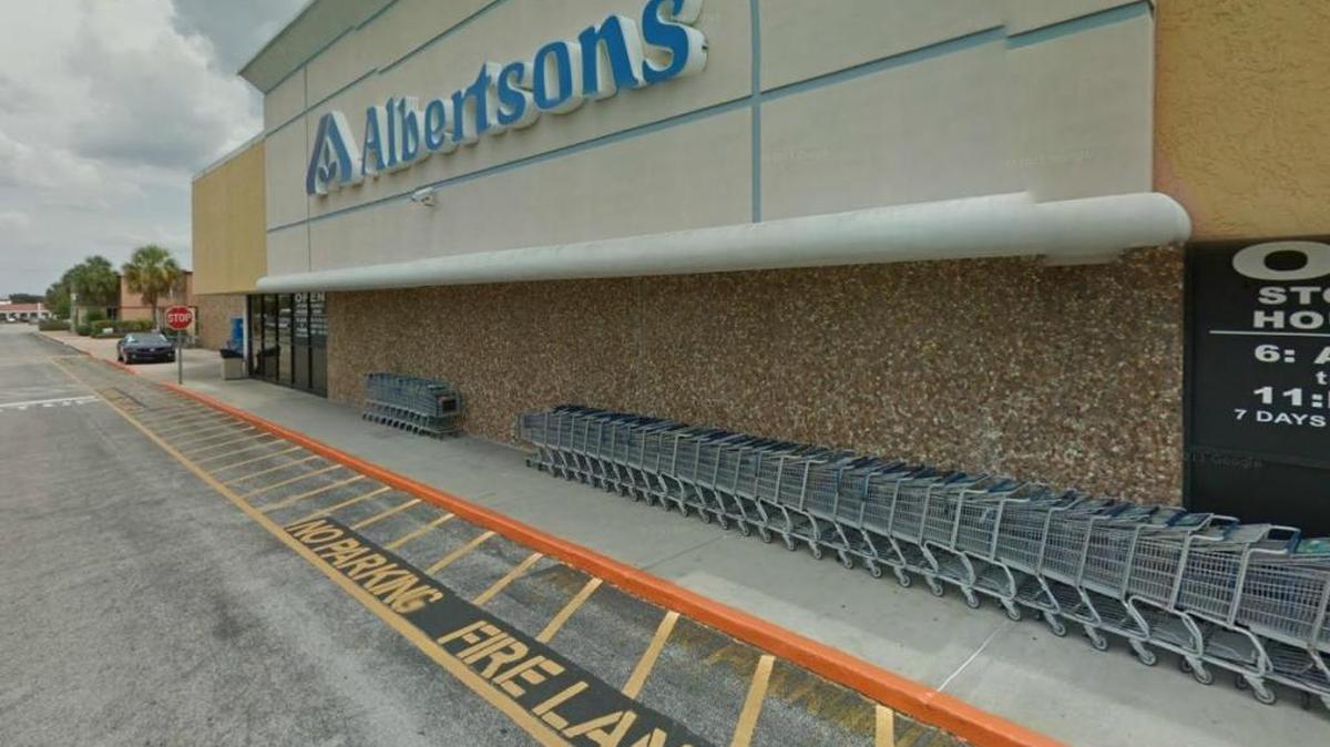 The closed Albertsons at 75th Street and Manatee Avenue in Bradenton