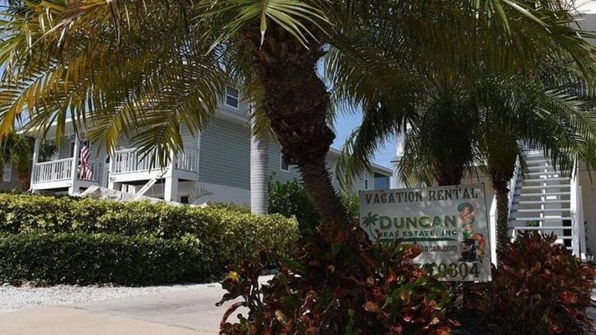 Vacation rentals dot Anna Maria Island. File photo.