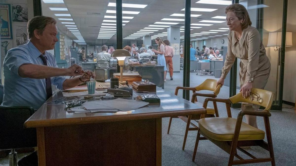 In this image released by 20th Century Fox, Tom Hanks portrays Ben Bradlee, left, and Meryl Streep portrays Katharine Graham in a scene from "The Post."