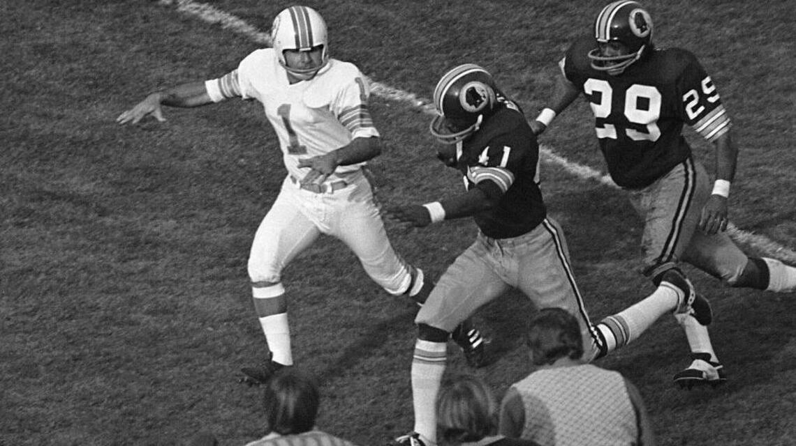 Pope: ’72 Dolphins Super Bowl victory was almost perfect — except for that field-goal try