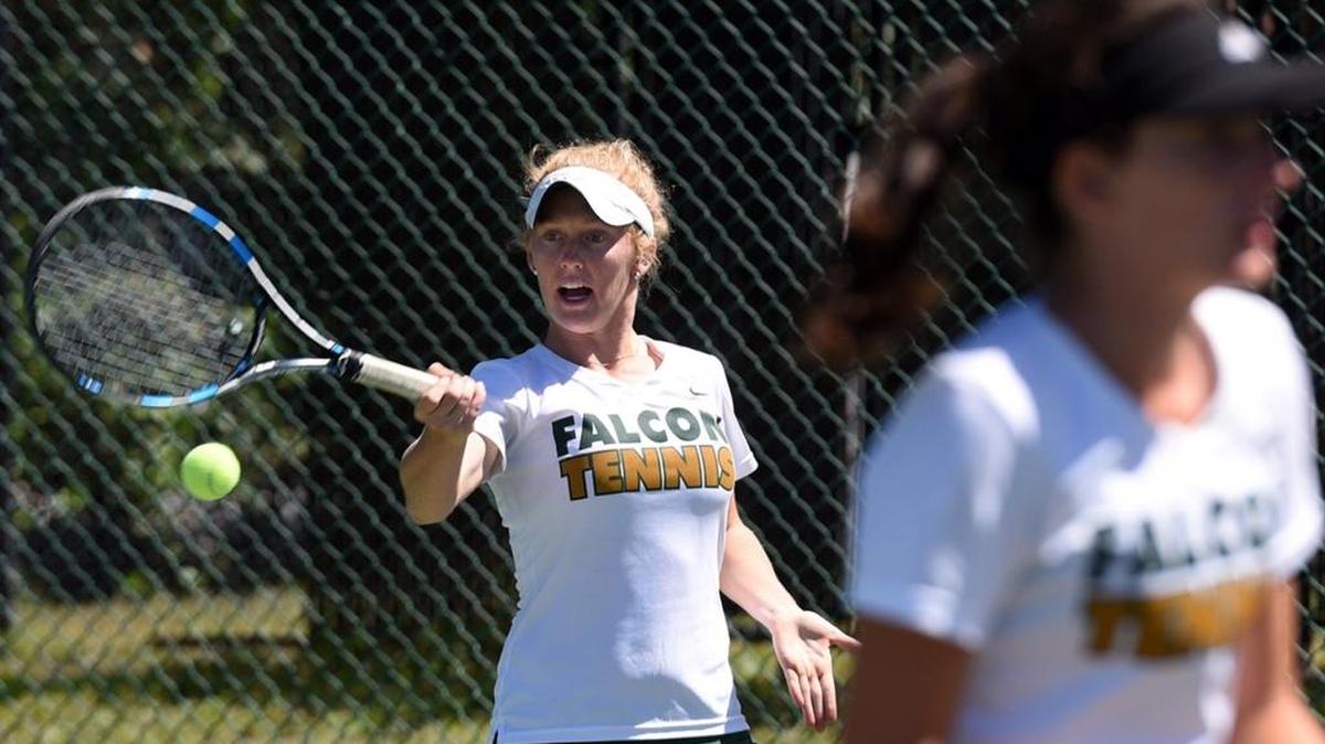 MaryAnn Rompf, left, and Saint Stephen’s girls are headed to the Class 1A semifinals.