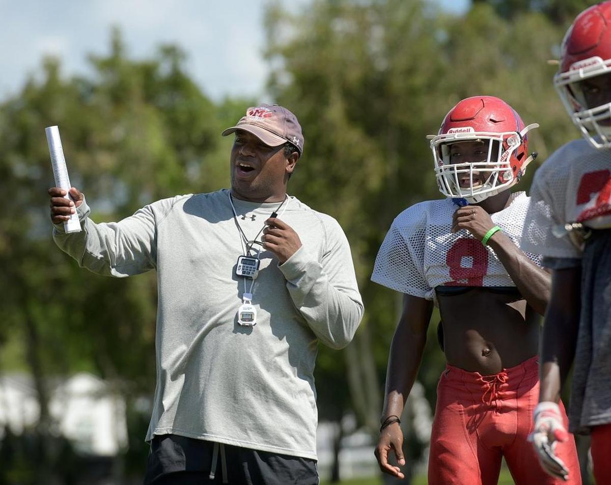 Manatee coach Yusuf Shakir picked up his first win with the Hurricanes on Friday night, a 42-7 rout of Lutz Steinbrenner.