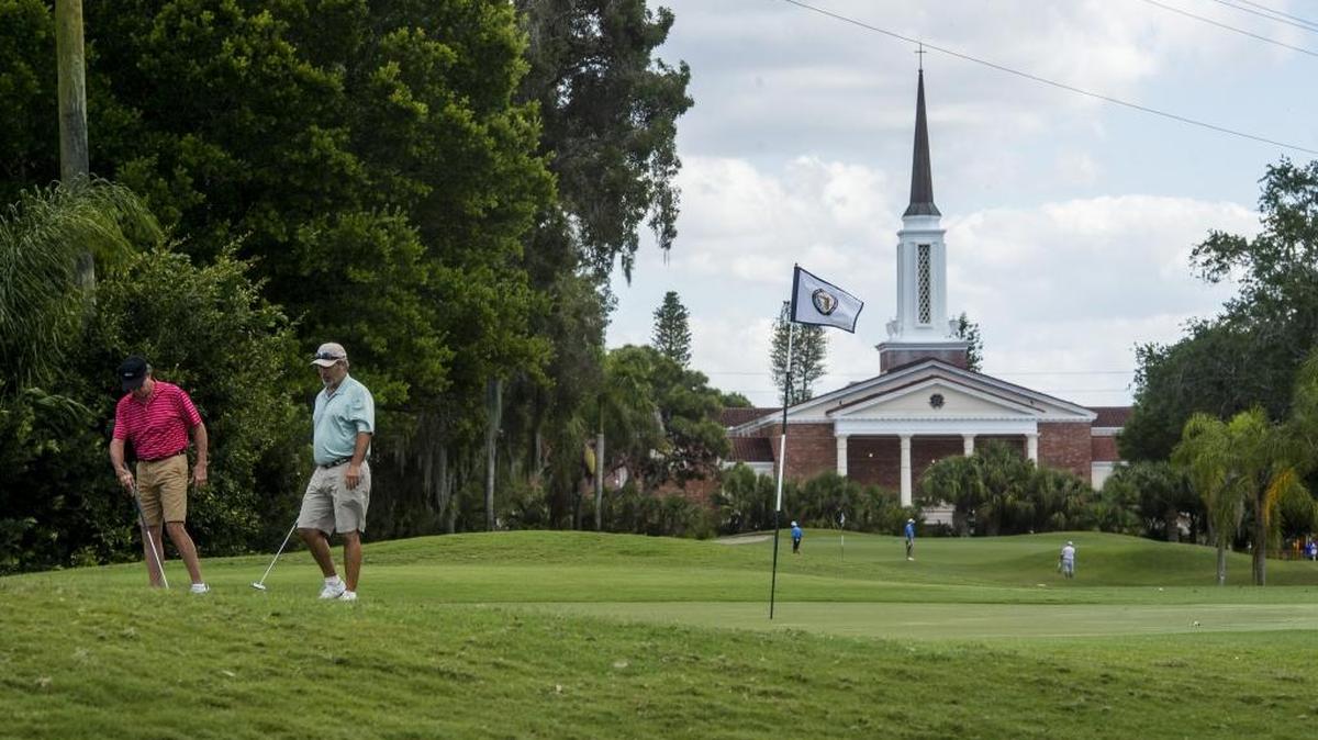 Golfers compete during the FSGA Senior Amateur on Tuesday at the Bradenton Country Club in Bradenton.