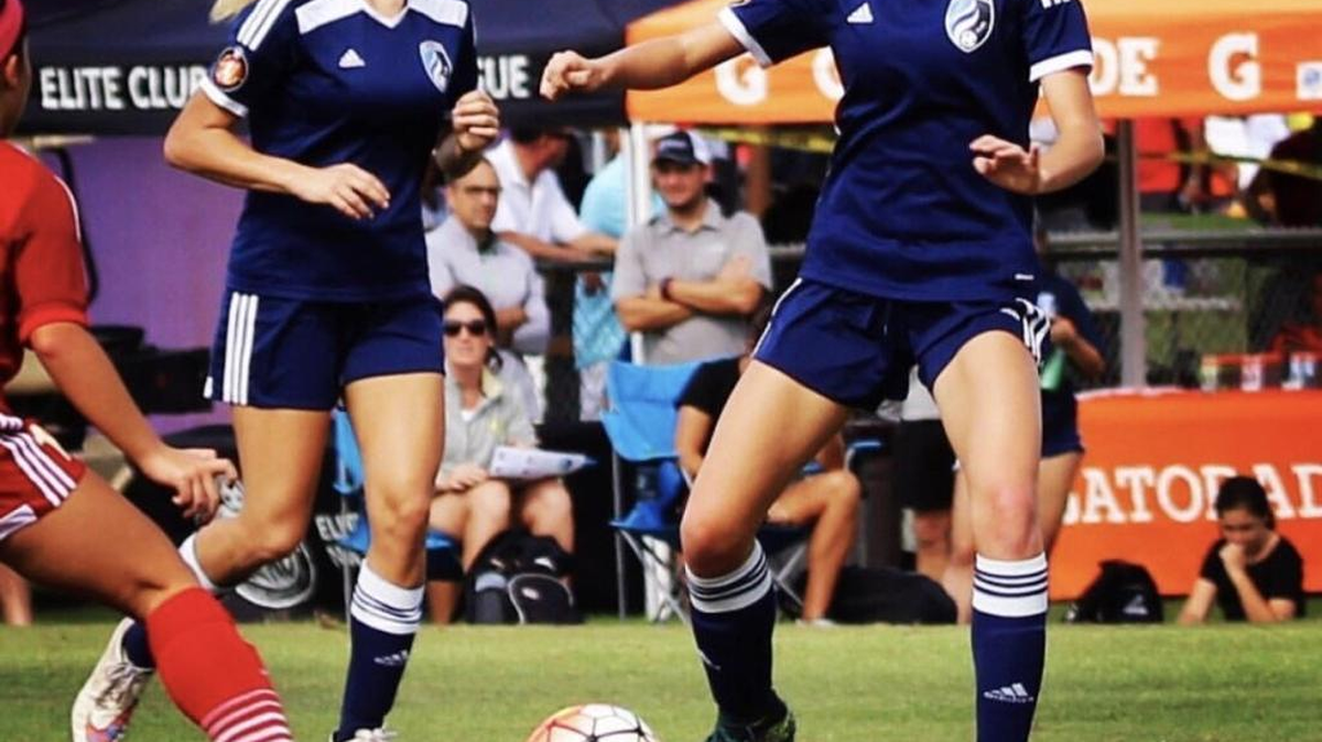 Braden River High's Cami Lizardi is playing for the Puerto Rico U-20 women’s soccer team in World Cup qualifying in the Dominican Republic.