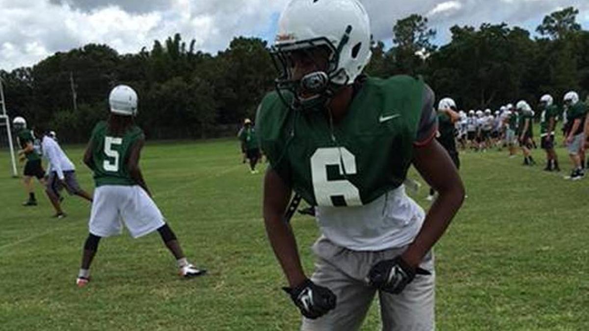 Lakewood Ranch defensive back Blauvelt Georges picked up his first scholarship offer from Stetson on Wednesday.