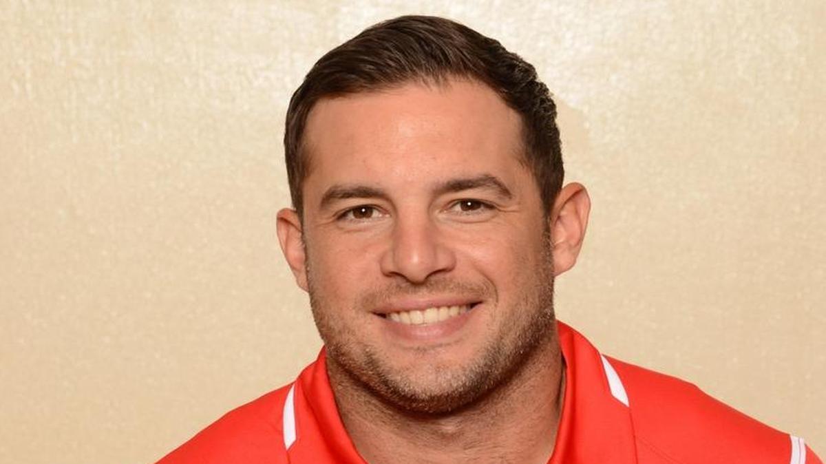 Cardinal Mooney head coach Drew Lascari is staying put with the Cougars after becoming a finalist for the Manatee High head football coaching job.