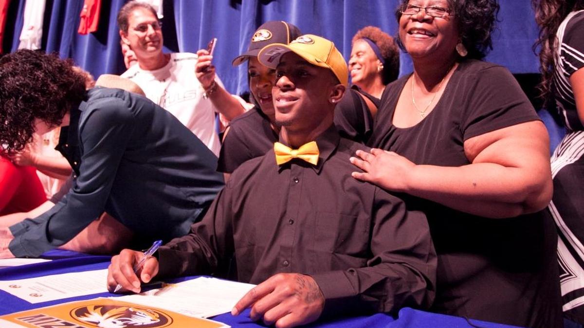 Trevon Walters signed with the University of Missouri football team in February 2014.