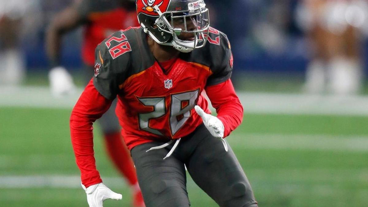Cornerback Vernon Hargreaves started every game a year ago as a rookie for the Tampa Bay Buccaneers and finished with 76 tackles, one interception and one forced fumble.