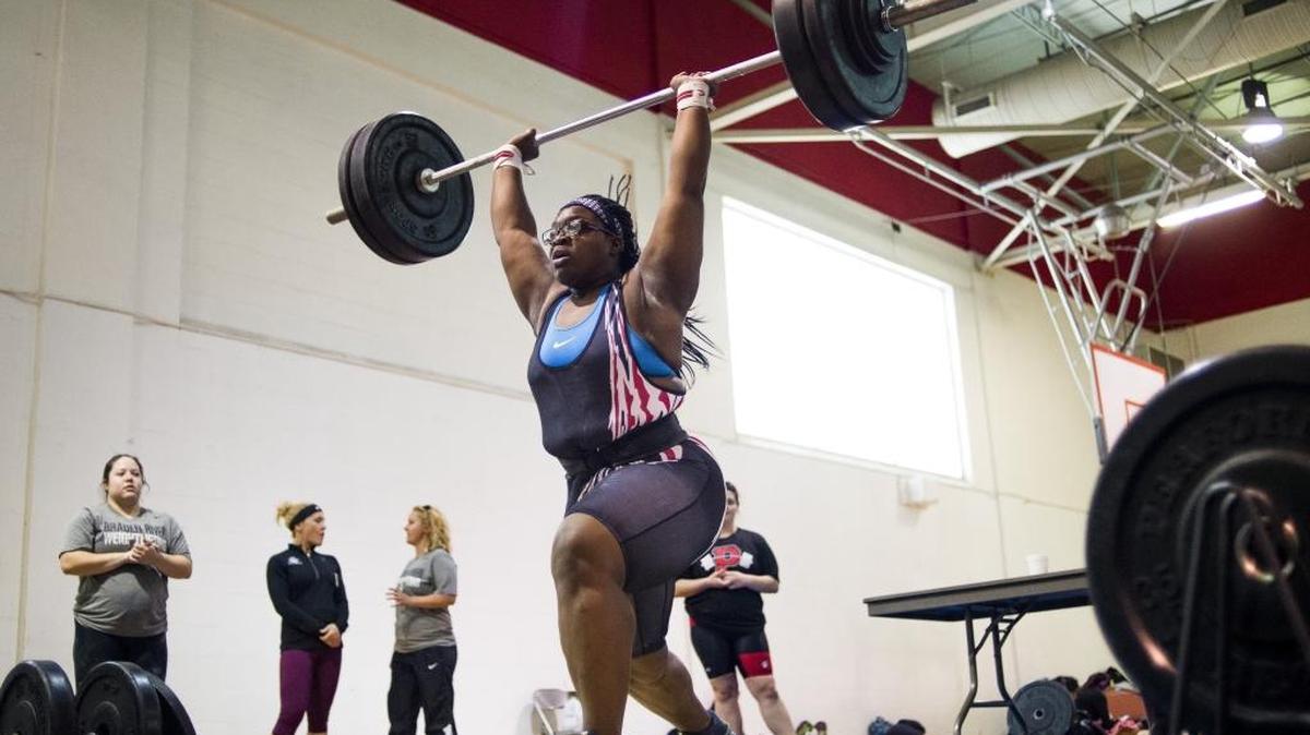 Palmetto’s Sha’La McMillan is Manatee County’s top lifter heading to the state championships this weekend as the No. 2 seed in the Class 2A unlimited weight class.