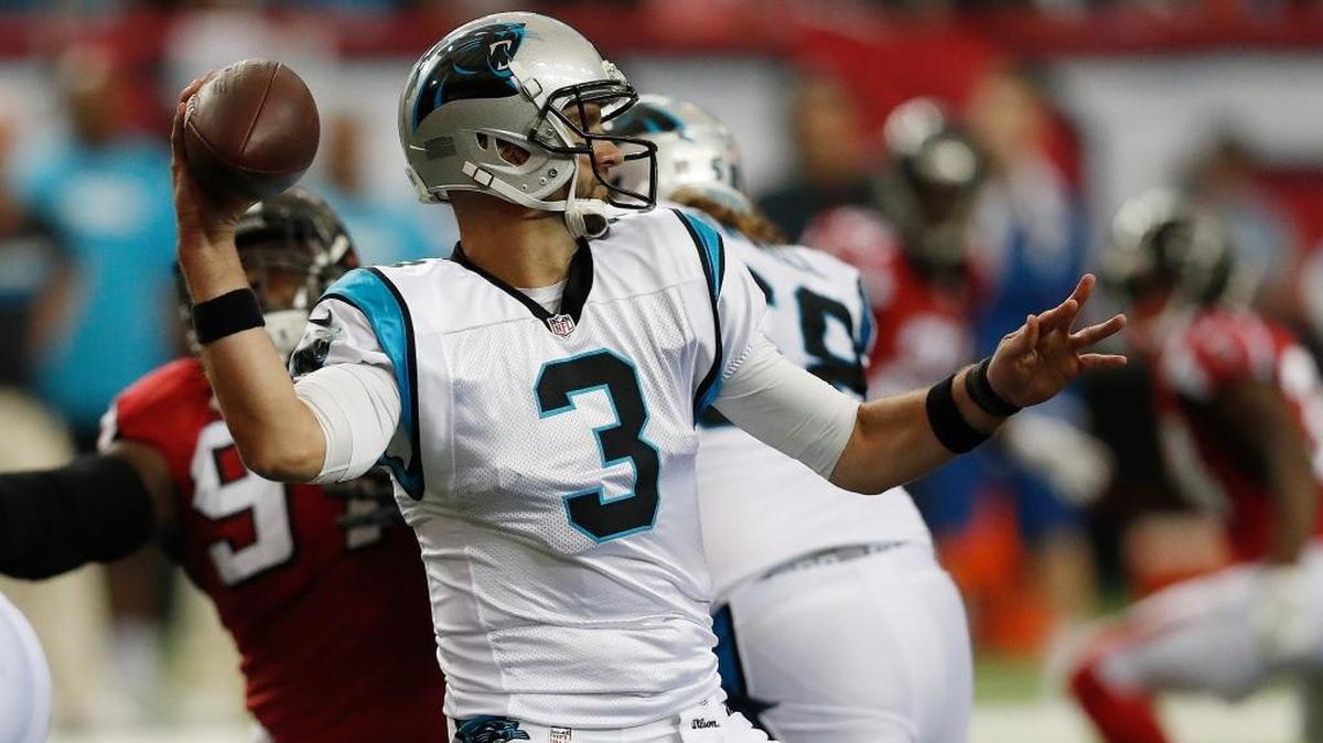 Derek Anderson will start at quarterback for the Panthers on Monday night when they face the Buccaneers.