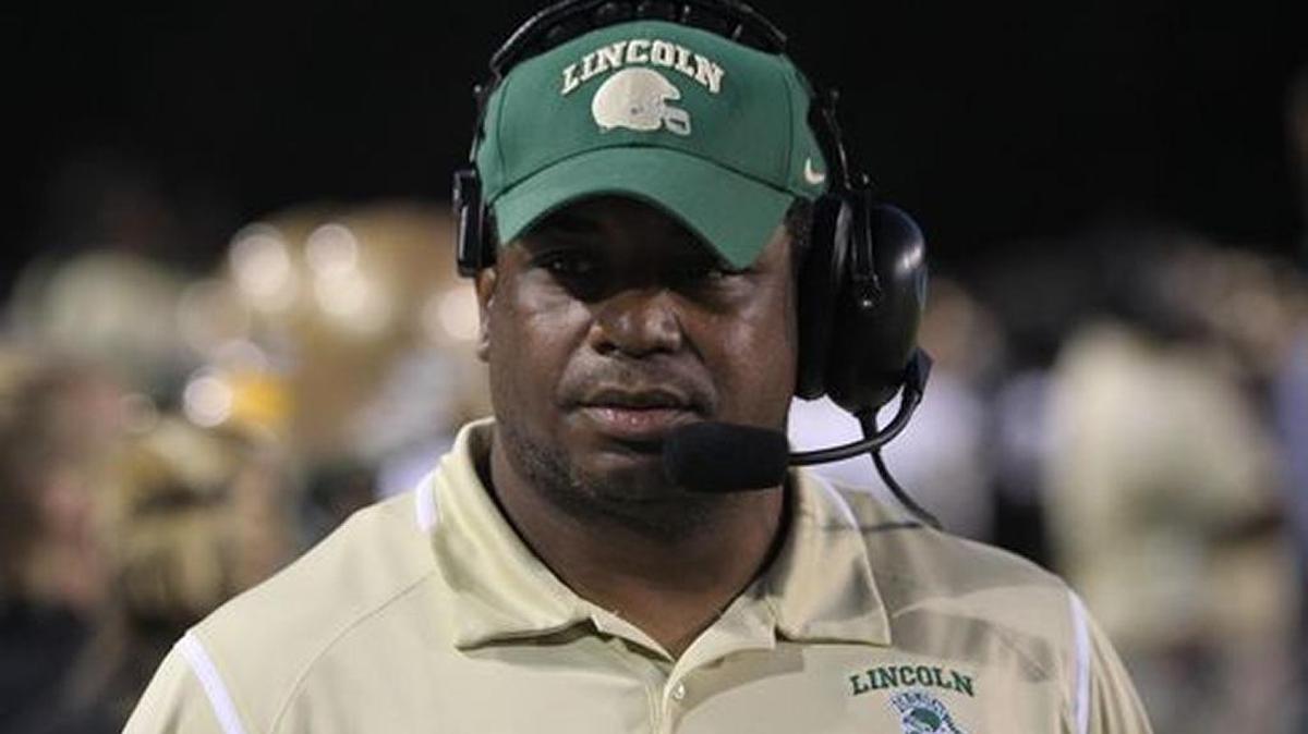 Yusuf Shakir had a 61-38 record in eight seasons at Tallahassee Lincoln.