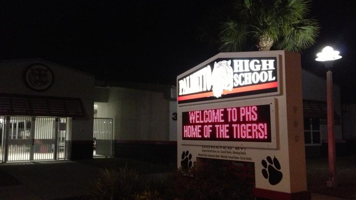 Palmetto High School main entrance.