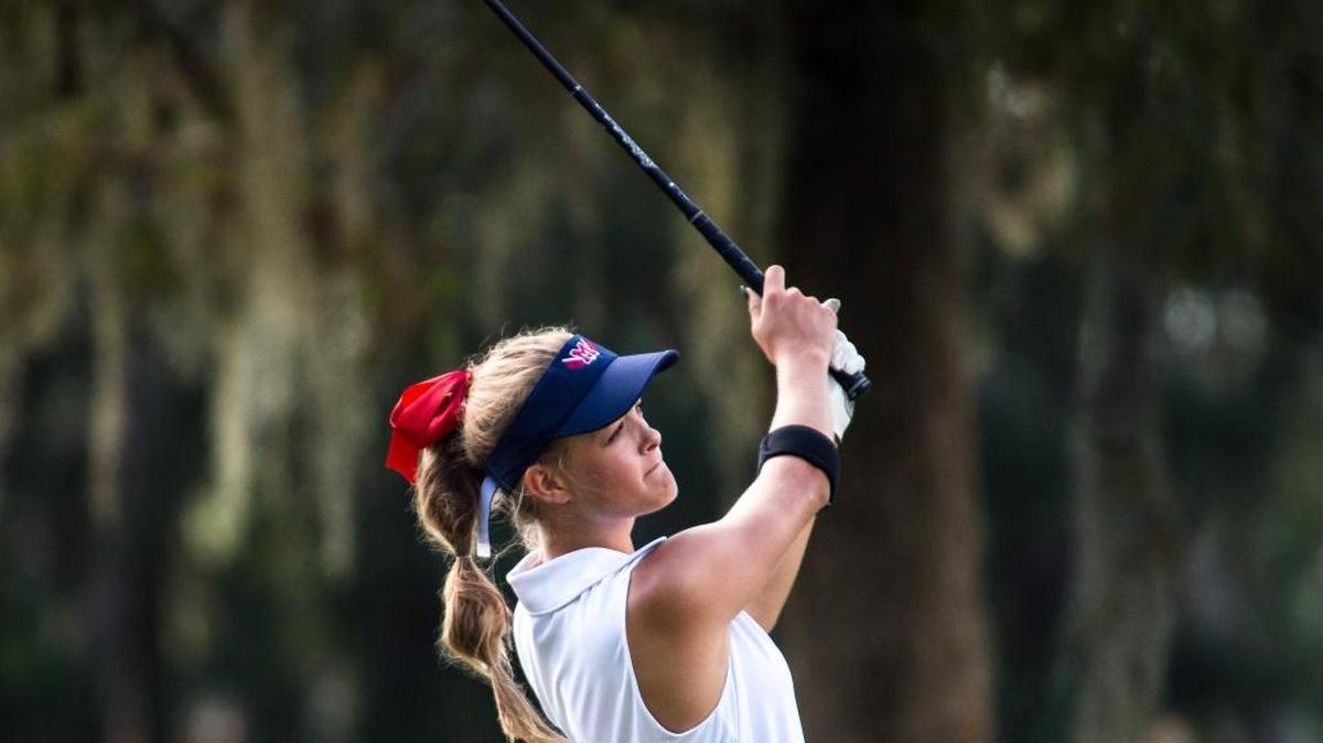 Manatee’s Gabrielle Tomeo will continue her golf career at the University of Wisconsin.