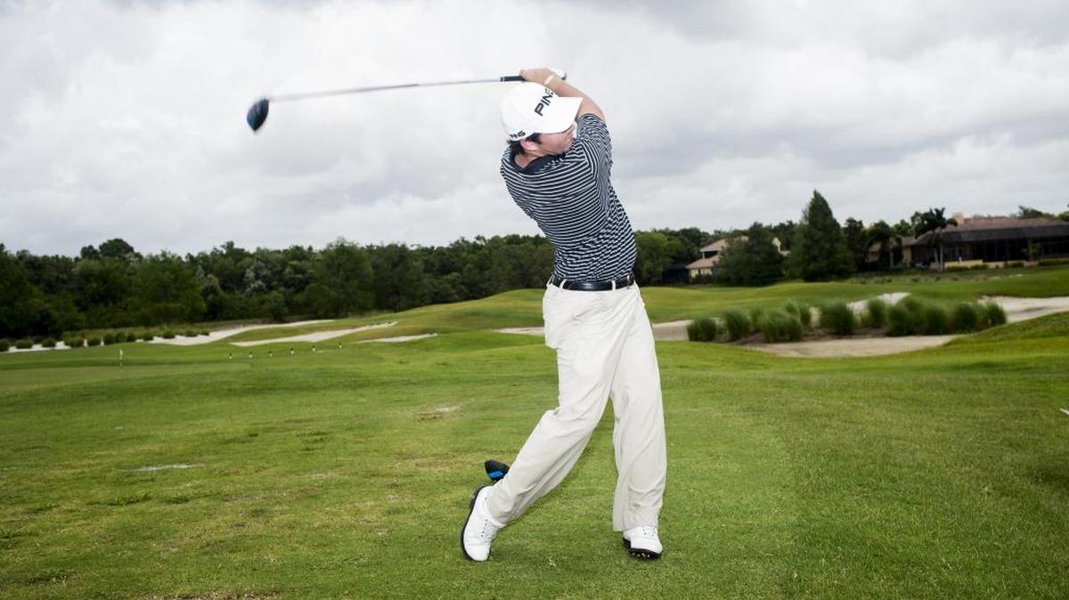 Saint Stephen’s alum Sean Kelly earned conditional status on the 2018 Web.com Tour after the final stage of Qualifying School on Sunday.