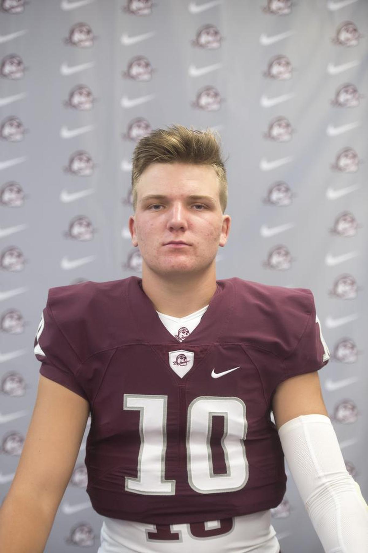 Braden River High quarterback Bryan Gagg