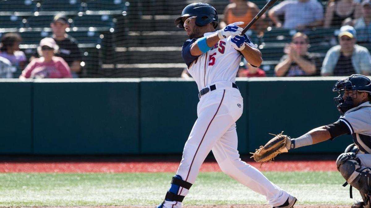 Desmond Lindsay of the Brooklyn Cyclones hits a RBI single during a 2015 New York Penn League game against the Staten Island Yankees in Brooklyn, NY. Lindsay, an Out-of-Door Academy product, ranks as the sixth-best New York Mets’ prospect, according to MLB Pipeline