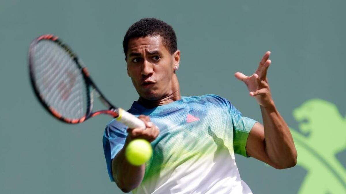 Michael Mmoh, shown during a March tournament in Key Biscayne, has earned a wild-card entry into the U.S. Open draw after winning a junior tournament on Sunday, Aug. 14, 2016, in Kalamazoo, Mich.