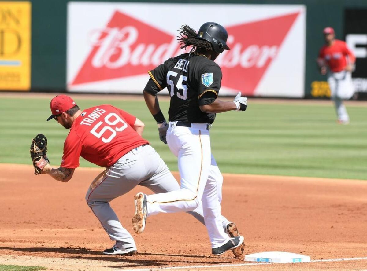 Josh Bell didn’t beat out this grounder, but the Pirates’ first baseman had an hit and an RBI during Monday’s game.