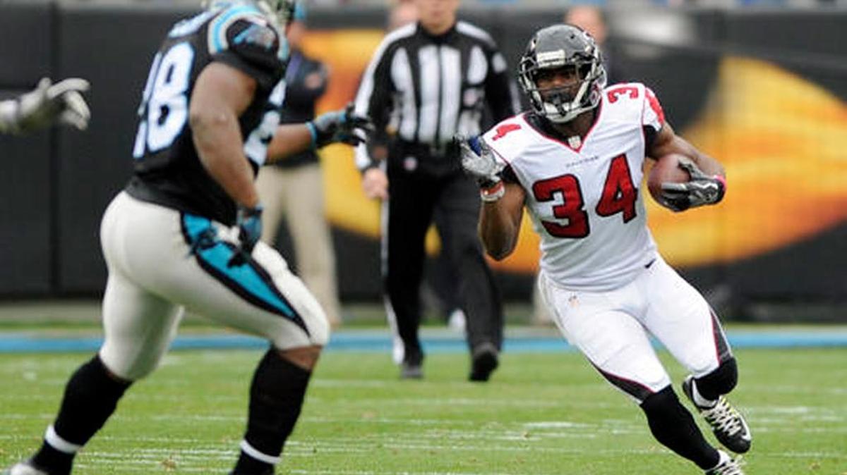 Southeast High graduate Brian Poole (34) played a big role in helping the Atlanta Falcons win the NFC championship.