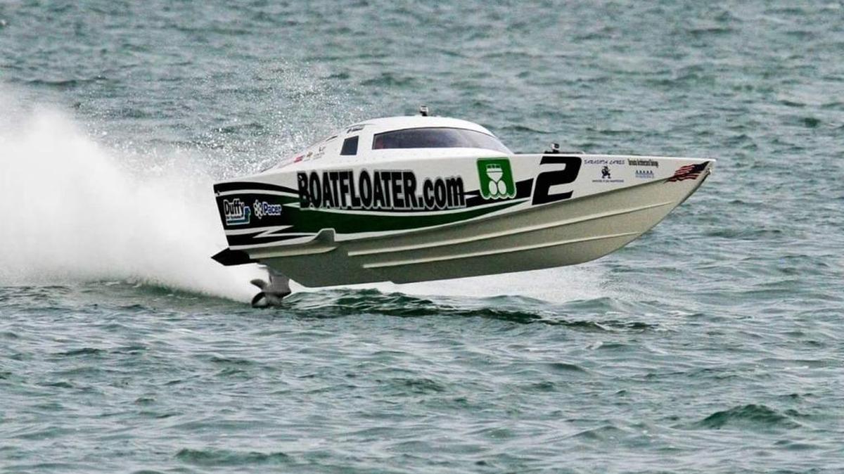 The boat from Boatfloater.com races on Sunday.