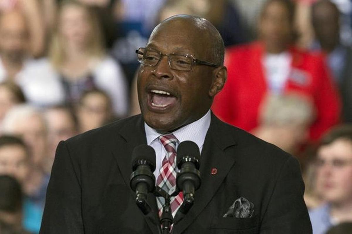 Ohio State legend Archie Griffin says he would like to see the college football playoff expanded to at least six teams and that players should receive a stipend “because I think that they deserve that.”